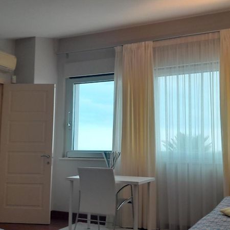 Just Blue Hotel Montesilvano Marina Екстериор снимка