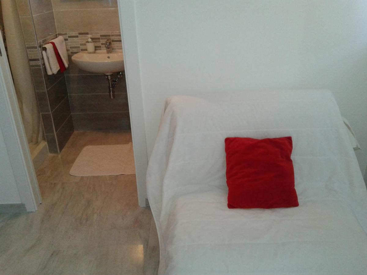 Just Blue Hotel Montesilvano Marina Екстериор снимка