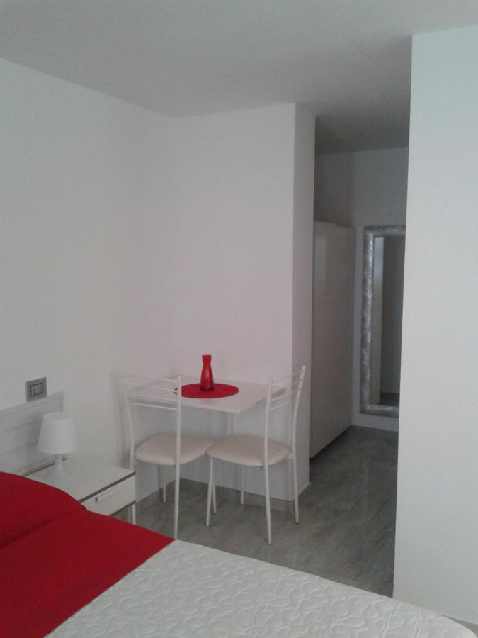 Just Blue Hotel Montesilvano Marina Екстериор снимка