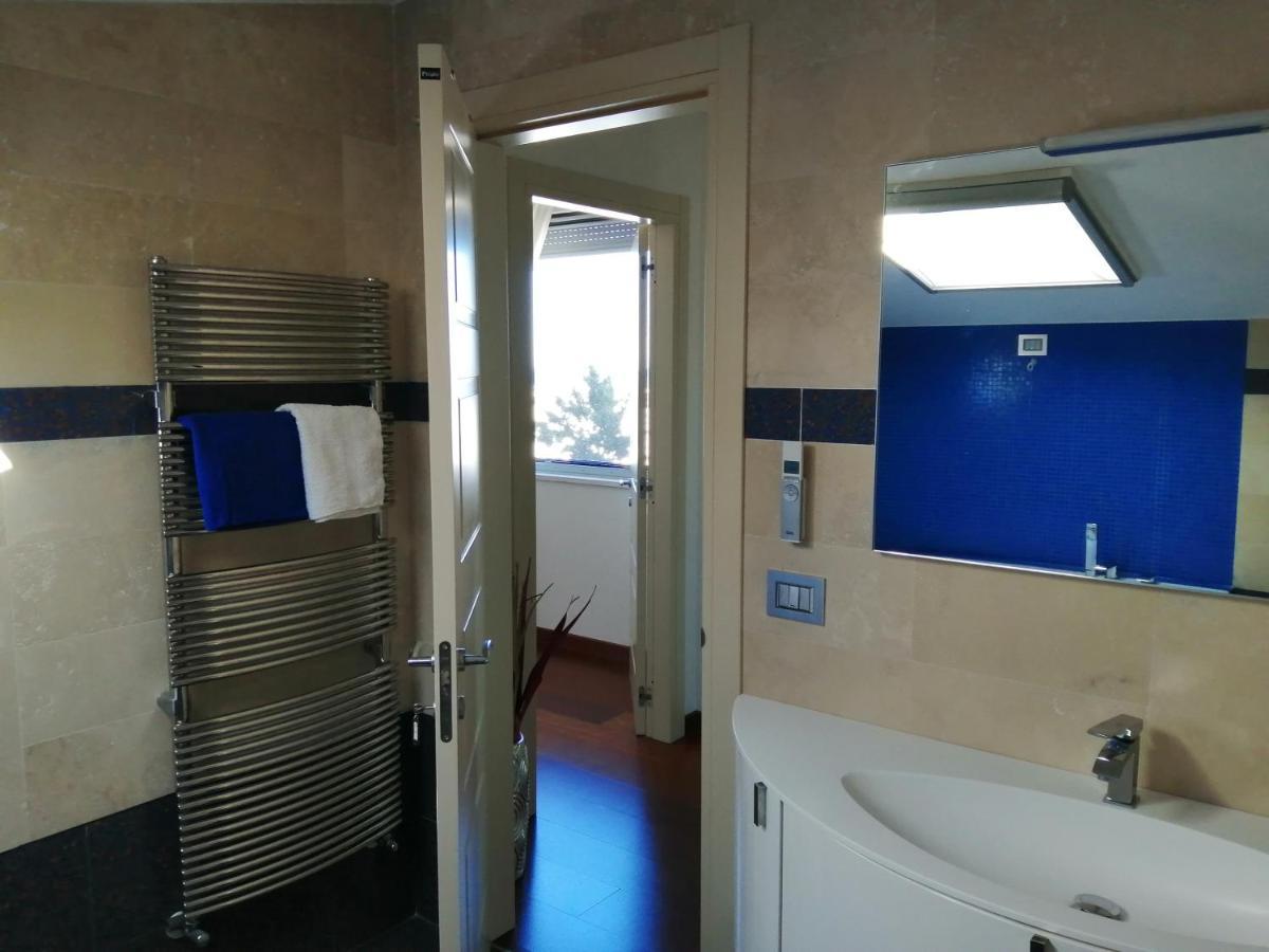 Just Blue Hotel Montesilvano Marina Екстериор снимка