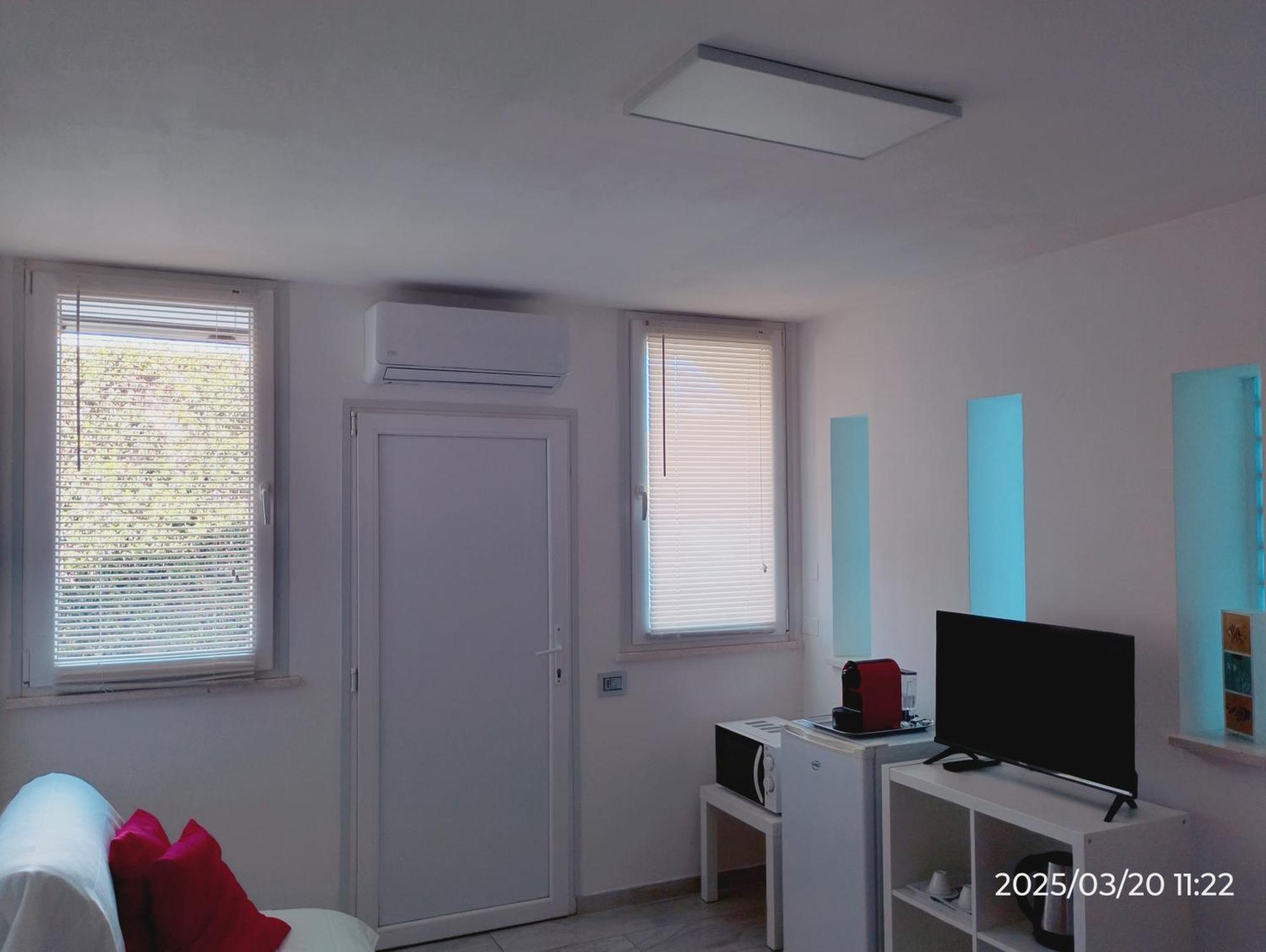 Just Blue Hotel Montesilvano Marina Екстериор снимка